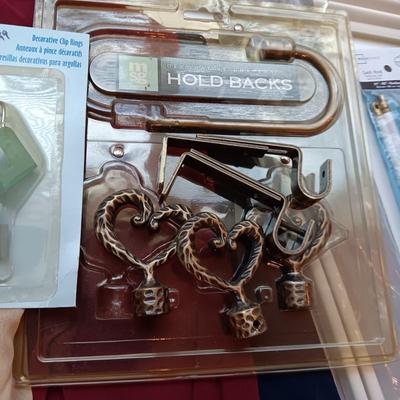 3 PANEL VALANCE CURTAINS, 3 COLOR WINDOW SWAG AND CURTAIN HARDWARE