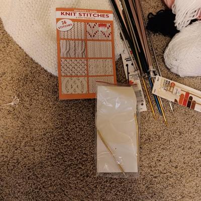 YARN, KNITTING NEEDLES WITH A HOLDER AND A SWEATER 95% COMPLETED