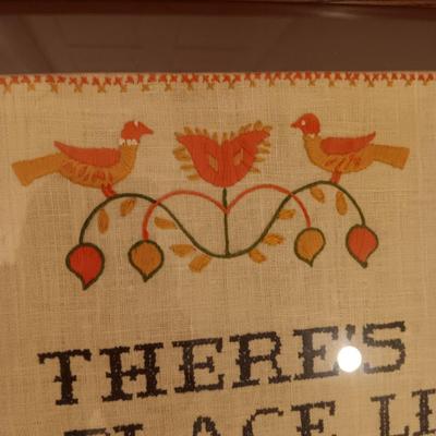 HALLMARK THE FAMILY TREE PICTURE FRAME, NEEDLEPOINT WALL HANGING AND A PLATE WITH QUOTE