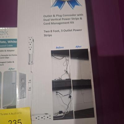 Sale Photo Thumbnail #698: sleek power strips