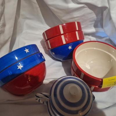 Sale Photo Thumbnail #761: bowls