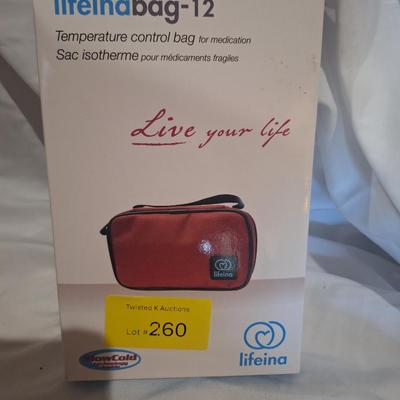 Sale Photo Thumbnail #762: insulated bag to keep medication cold.