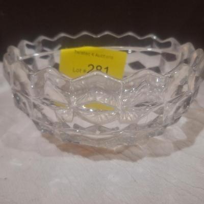 Sale Photo Thumbnail #853: Forstoria American divided dish