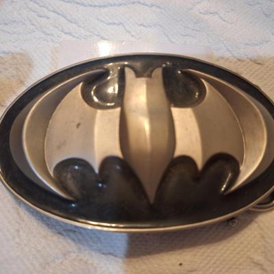 Sale Photo Thumbnail #866: batman belt buckle