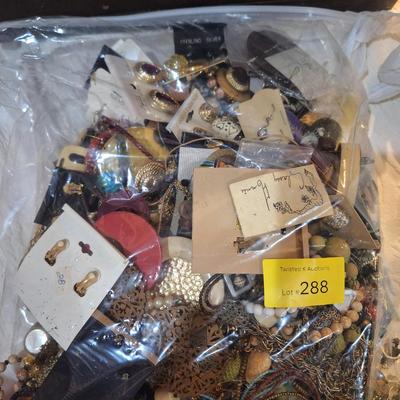 Sale Photo Thumbnail #876: large bag, some may be broken or tangled, this is a huge bag.