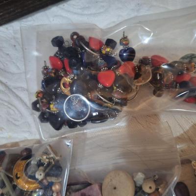 Sale Photo Thumbnail #882: mostly stuff for making jewelry