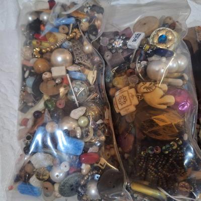 Sale Photo Thumbnail #880: mostly stuff for making jewelry