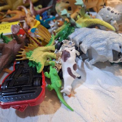 Sale Photo Thumbnail #896: mixed lot of toys