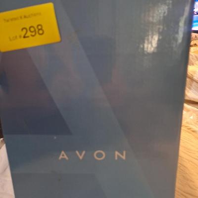 Sale Photo Thumbnail #913: new in box