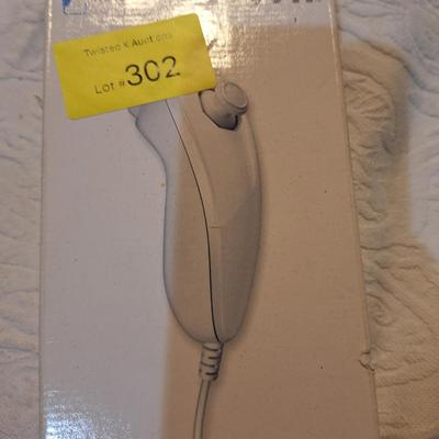 Sale Photo Thumbnail #923: new in box