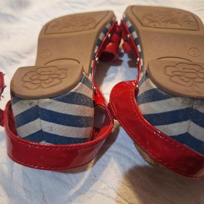 Sale Photo Thumbnail #941: girls size 1 red strappy sandals