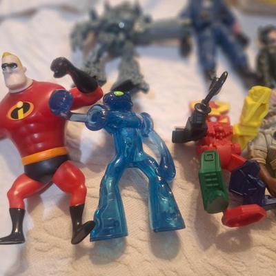 Sale Photo Thumbnail #991: mixed lot 