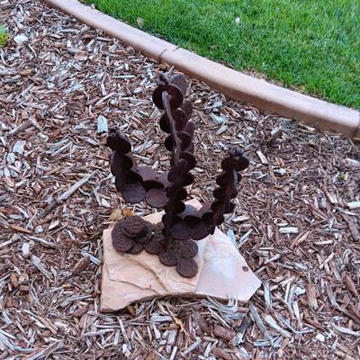 IRON CACTUS YARD ART