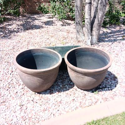 3 LARGE FLOWER POTS