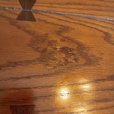 NICE MISSION STYLE DINING TABLE WITH 2 ARM CHAIRS AND 4 REG CHAIRS PLUS 1 LEAF