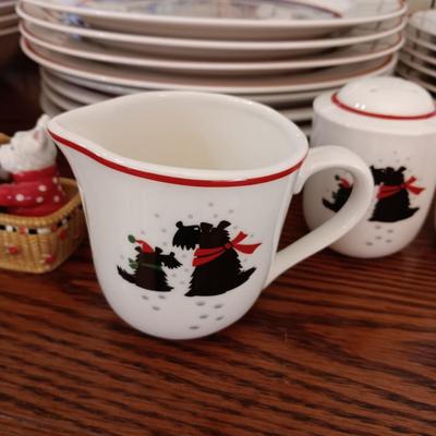 NORITAKI "TWAS THE NIGHT BEFORE CHRISTMAS" SCOTTY DOG DINNERWARE FOR 8 WITH EXTRAS
