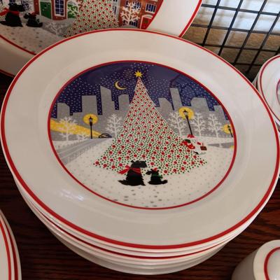NORITAKI "TWAS THE NIGHT BEFORE CHRISTMAS" SCOTTY DOG DINNERWARE FOR 8 WITH EXTRAS