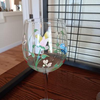 8 HAND PAINTED BUTTERFLIES ON LENOX CRYSTAL STEMMED GLASSES