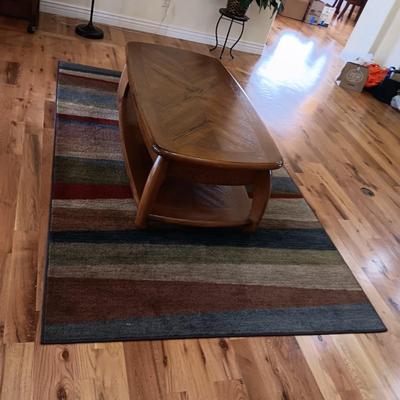 STYLISH LIFT STORAGE COFFEE TABLE AND AREA RUG