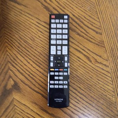 50" HITACHI ULTRAVISION TV WITH REMOTE AND WALL MOUNT