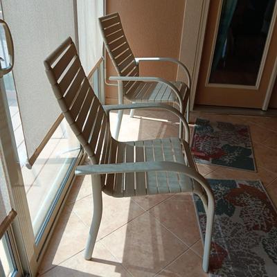 2 LIKE NEW PATIO CHAIRS AND 2 RUGS