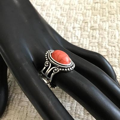 Faux stone adjustable ring