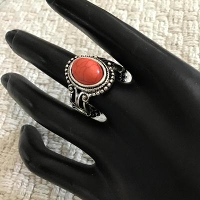 Faux stone adjustable ring