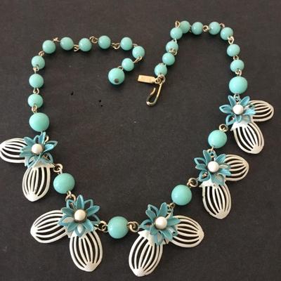 Duane 1950s vintage turquoise and white enamel flower, choker style necklace