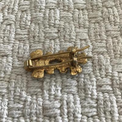 Cute vintage flower hair clip