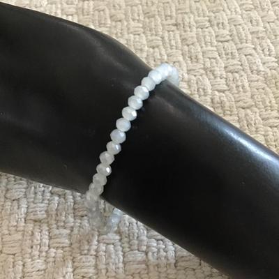 Pretty stretch bracelet