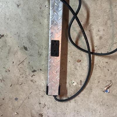 Outdoor & Indoor Extension Cords & Power Strips (SRF-MG)