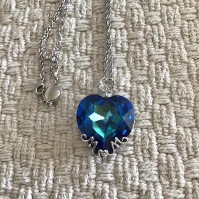 Lauren Conrad mom heart blue faceted glass pendant silver necklace