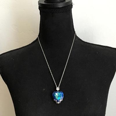Lauren Conrad mom heart blue faceted glass pendant silver necklace