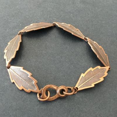 Beautiful, vintage copper leaf bracelet