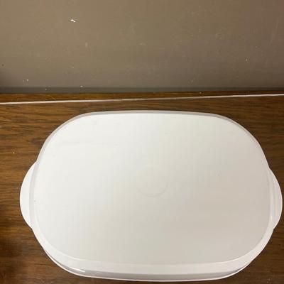 Nice White Corning ware Baking Dish