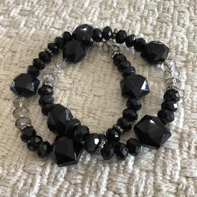 Black onyx type beaded stretch bracelet