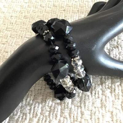 Black onyx type beaded stretch bracelet