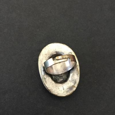 Cute vintage hat ring