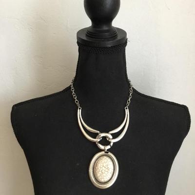 Large, Silver tone statement, necklace, Southwestern