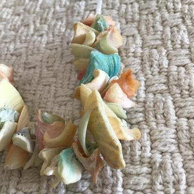 Pretty multicolor Shell Necklace