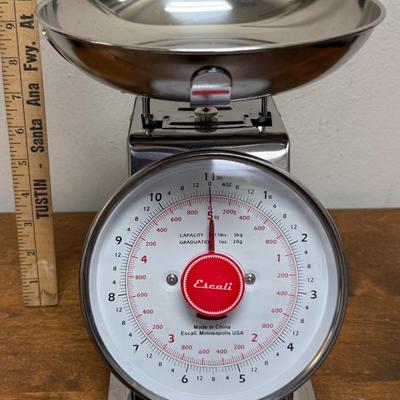 Escali Food Scale for pro cooks 11 pounds
