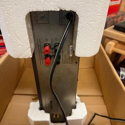 Harmon Kardon HK870 Stereo Amplifier in box
