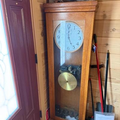 Antique - The International Electric Self Winding Clock