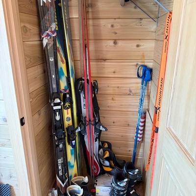 Ski Closet Lot to Incl: Volkl, Soloman, Olin & More...