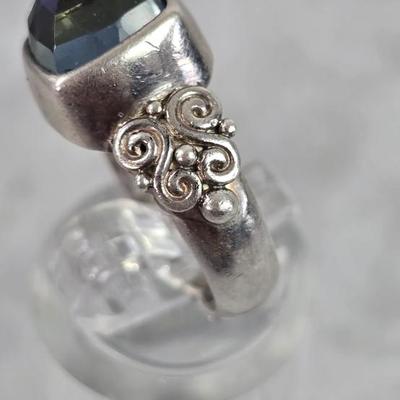 Lot 3: Sterling Silver Ring - 6g / Ring Size 5.5