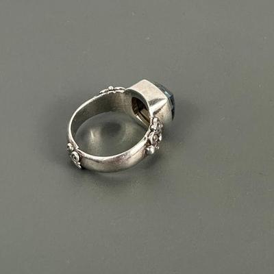 Lot 3: Sterling Silver Ring - 6g / Ring Size 5.5
