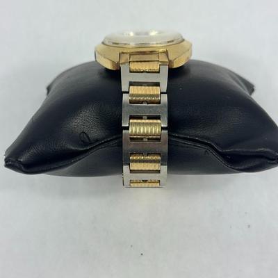 Lot 7: Stellaris Electronic Transistorized 'Q' Men's Watch