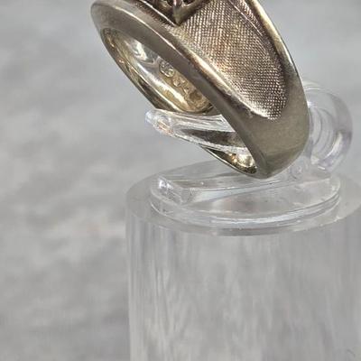 Lot 12: 14k Gold Ring with Stones - 6g / Ring Size: 5.5