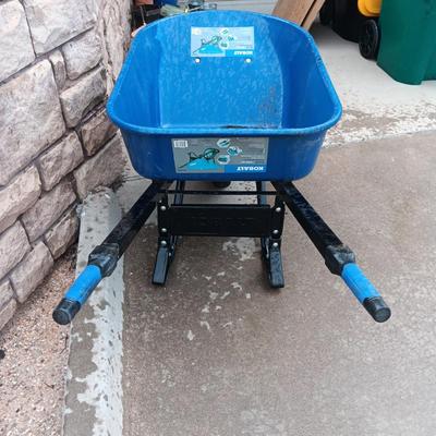 KOBALT WHEELBARROW
