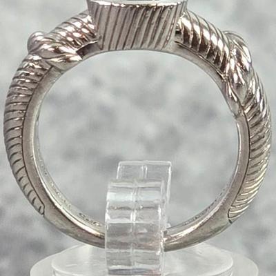 Lot 13: Sterling Silver Ring with Stone - 5g / Ring Size: 7